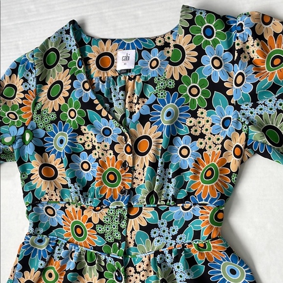CAbi Multicolor Floral Happy Top Blouse XS - Picture 16 of 17